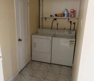 Brampton Apartamento | Basement Apartment