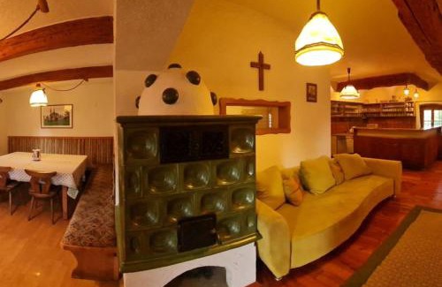 Modriach Apartamento | Uriges Landgasthaus in Modriach