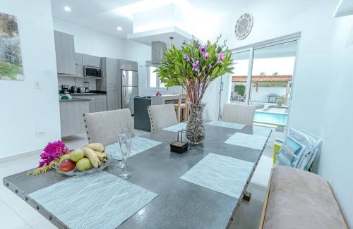 Esmeralda Casa | Villa Emerald Aruba 3BR Villa with private pool