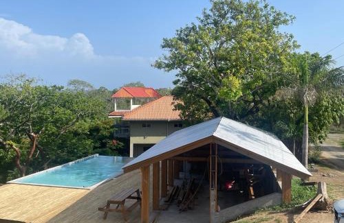 Roatan Complejo | De Odisea Resort
