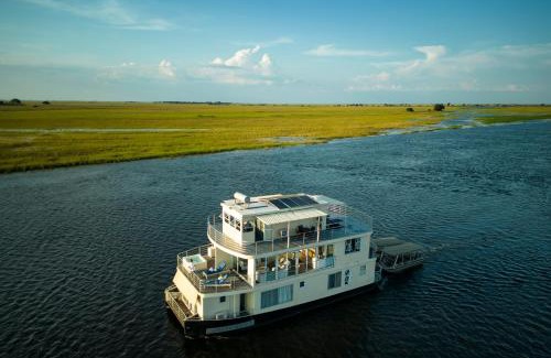 Chobe Alquiler De Eote | Chobe Princess by Mantis