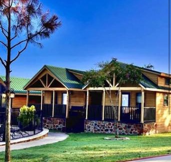 Willis Complejo | Fishersman Cove Lakeside Resort