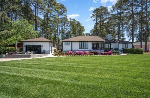 Mayhew Casa | Lake Norman treasure sunset view