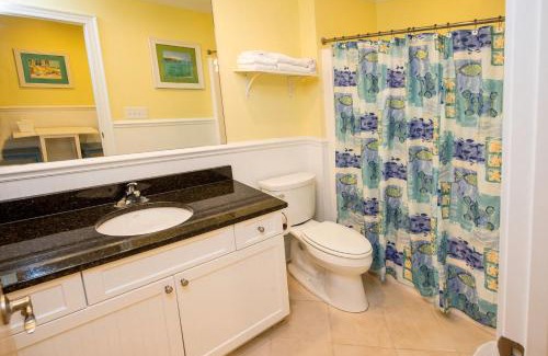 Atlantic Beach Apartamento | Island Inn of Atlantic Beach - King Junior Unit 112