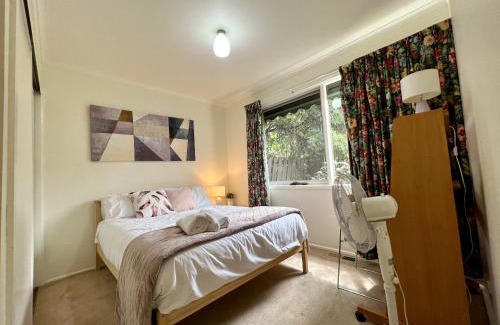 Glen Waverley Casa | Glen Waverley Central 5BR2BA decking+WIFI