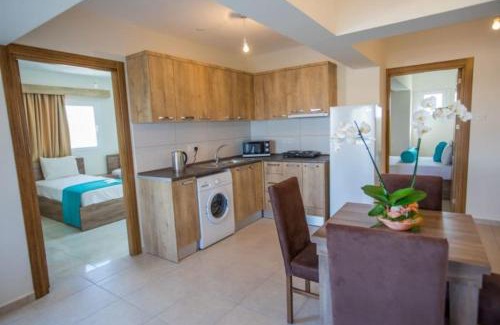 Trikomo Casa | Family Home with Shared Pool near Beach in Northern Cyprus