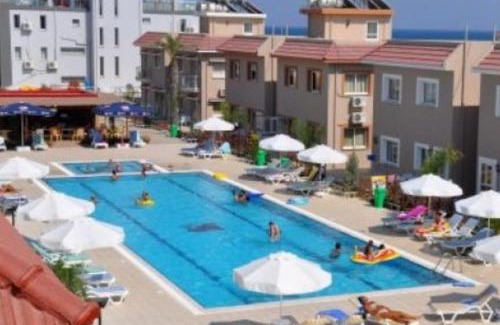 Trikomo Casa | Family Home with Shared Pool near Beach in Northern Cyprus