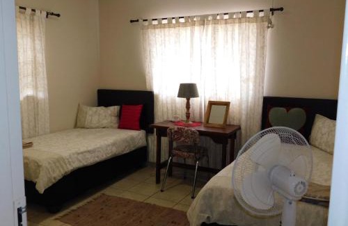 Grootfontein Casa | Meteorite Rest Camp