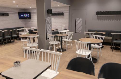 Anatole France Danton Hotel | B&B HOTEL Le Havre Centre Gare