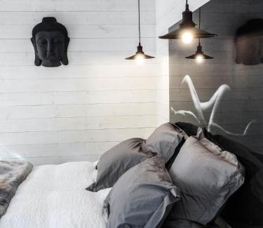 Audenge Cama Y Desayuno | L'Haute en couleur cabanes spas