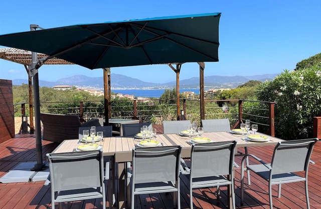 Villa de 5 piezas con piscina y WiFi en Porticcio