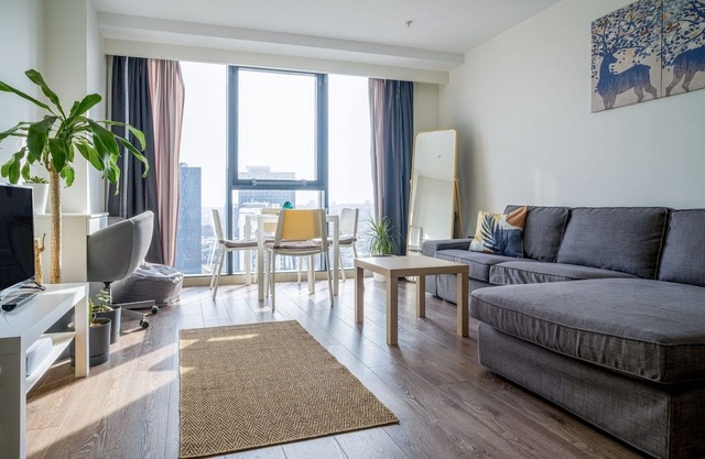 Flat w City View Wall 5 min to Mall of Istanbul