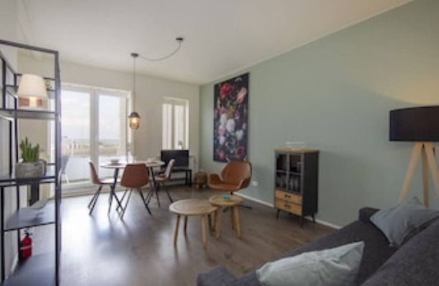 Seapoint, apartment with balcony and sea view