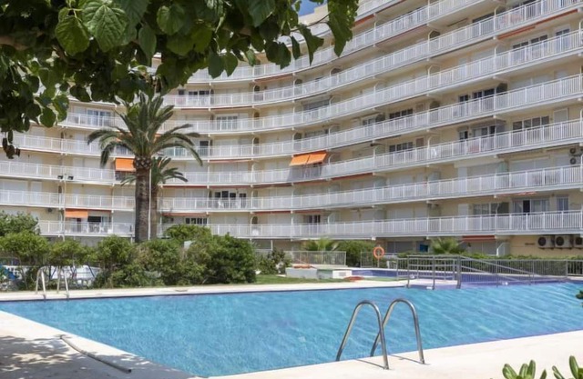 Apartment Torre Hirta in Peñiscola - 6 persons, 3 bedrooms