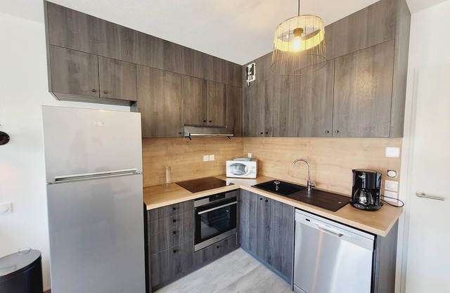 Beautiful duplex in a secure residence with swimming pool for 8 people in Mimizan plage