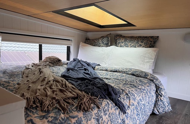 Modern, New, Fully Fitted Tiny House