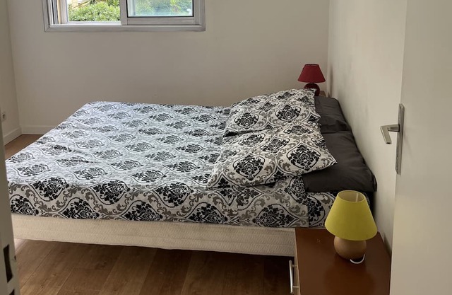 SUBLIME 3P APARTMENT 200 M FROM THE BEACH