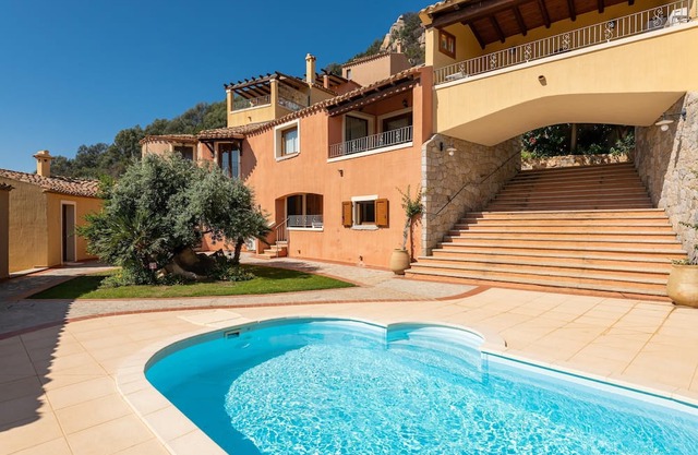 Holiday Home 'Villetta Riccardo N7' with Mountain View, Shared Pool and Air Conditioning