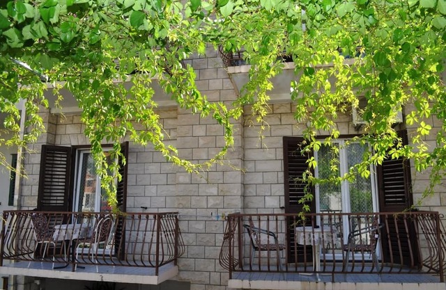 Ljuba - 130 Meter From sea - SA2