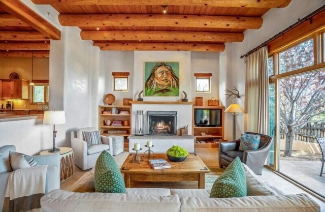 Villa moderna de 2 dormitorios con excelentes vistas!