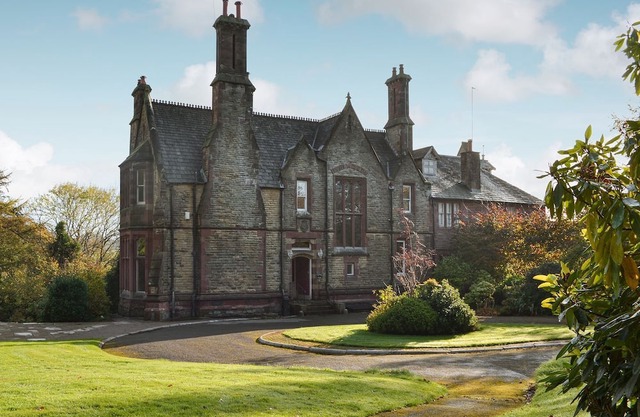 Alojamiento de 4 habitaciones en Dalton-in-Furness