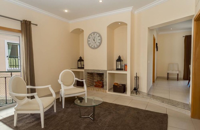 Villa with 4 bedrooms, free Wi-Fi, 800 meters from the beach, terrace with sea view