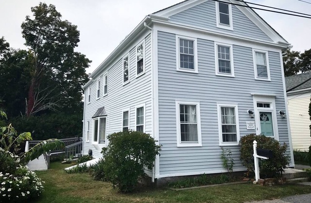 Una reliquia familiar - Histórico 1839 Downtown Mystic Home