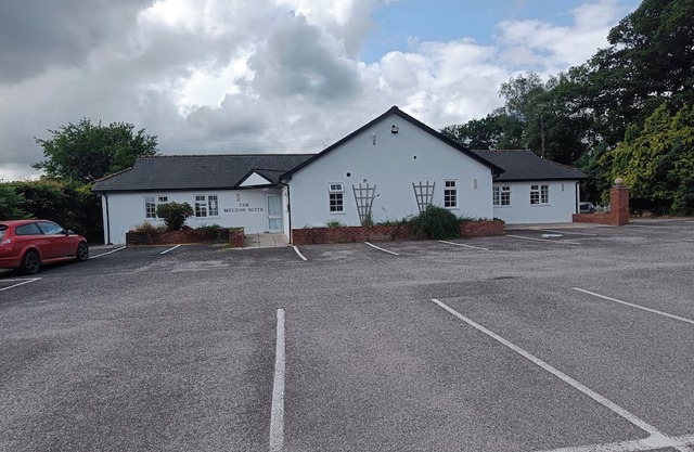 Betty Cottles Inn