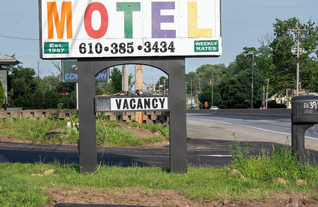 Rainbow Motel