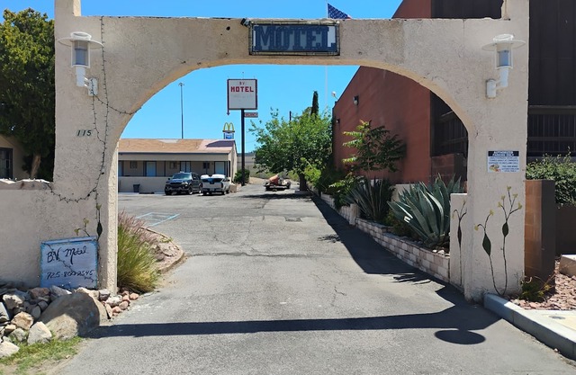 BV MOTEL