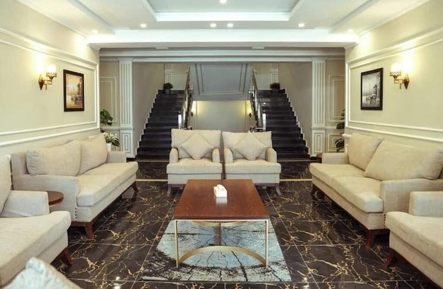 Faletti's Grand Naran