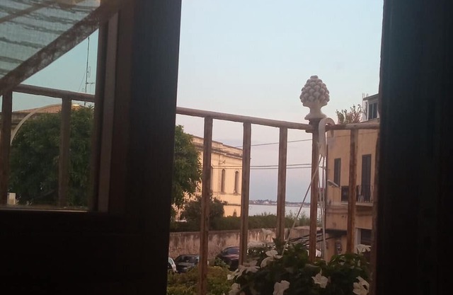 Apartment 'Borgo Sant'Antonio 14' with Sea View, Wi-Fi and Air Conditioning