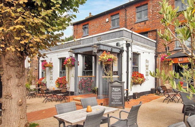 Pass the Keys | Luxury flat centrally located