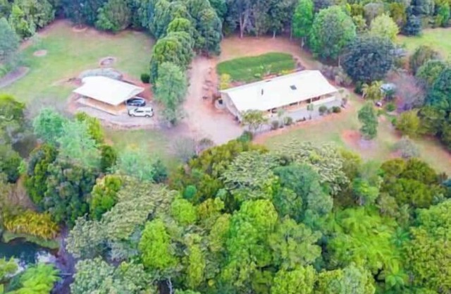 Vine Creek Cottage- private & secluded getaway