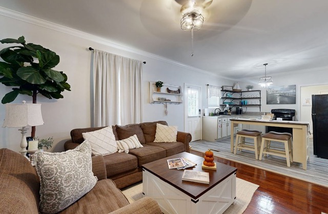 Cozy home- Close to Lake and Boat Ramp