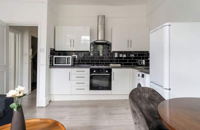 Central 2 bed London Apartment