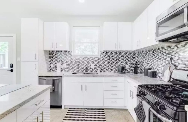 Centrally Located Pet Friendly Haven
