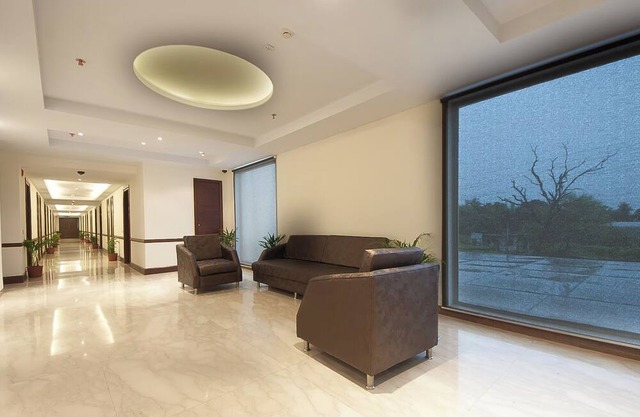 Goroomgo Hotel Starwood Resorts HP