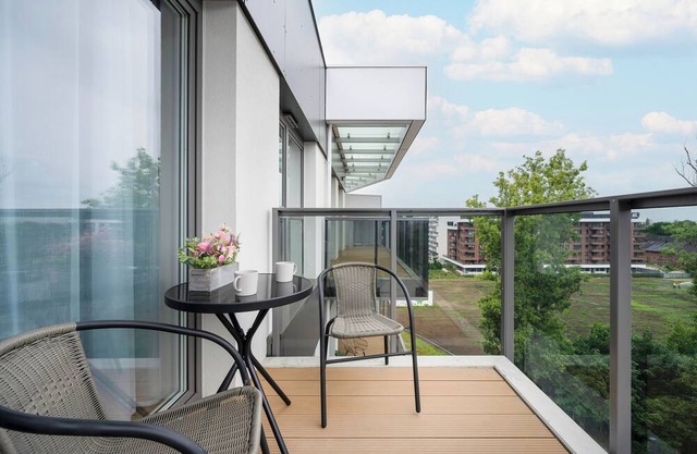 Wroclaw Apartment With Bathub by Renters