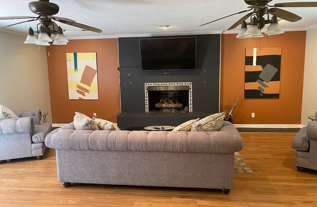 Cozy 3-bedroom house in Memphis with WiFi