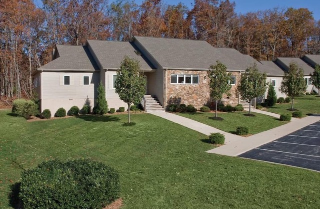 Luxury one bedroom and one bathroom unit with full amenities