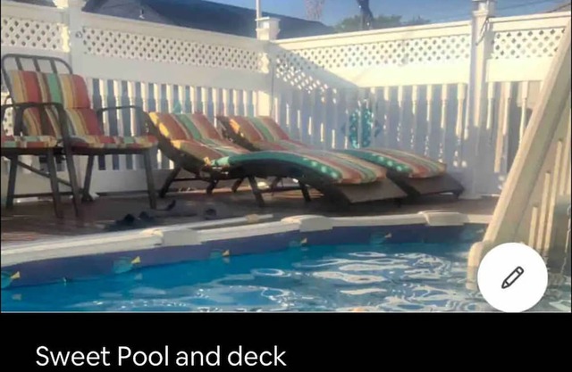 NYC Paradise POOL Oasis Summer Getaway