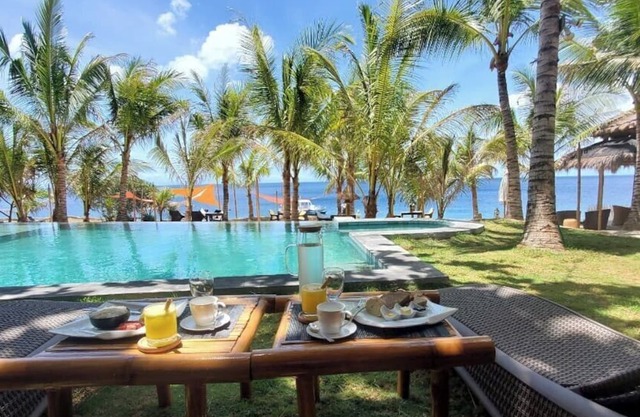 U Story Resort