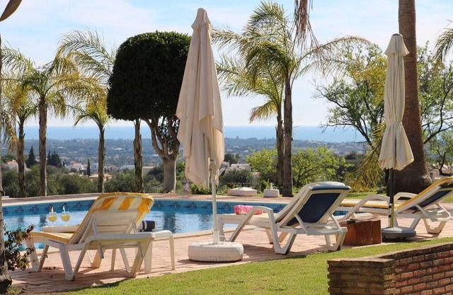 Holiday house Loulé for 1 - 14 persons with 6 bedrooms - Holiday home