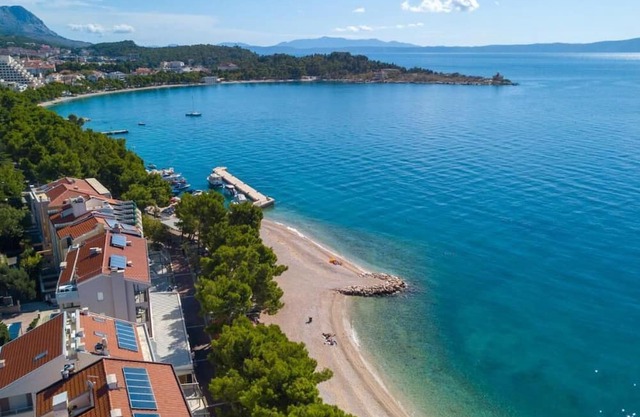 Beach apartment Lucija