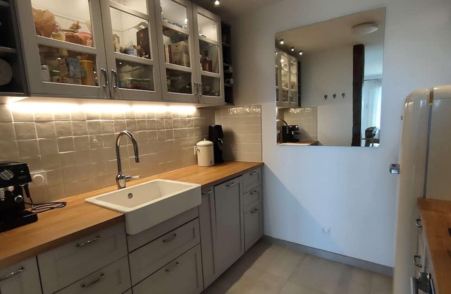 Very beautiful house to rent for six people with sea view