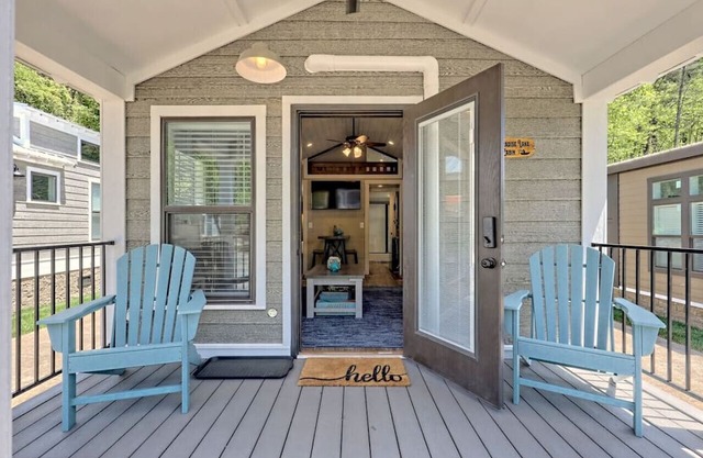 The Beary Cabin at Tiny Lee