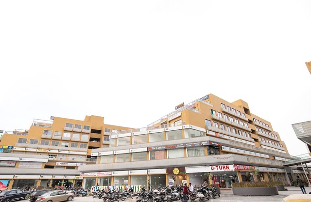 OYO SilverKey C3 Celebration City Centre