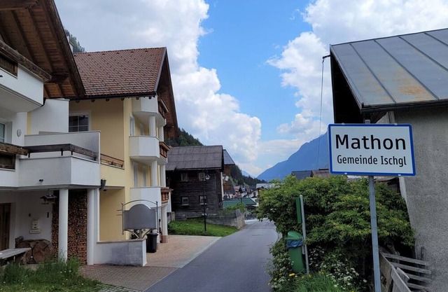 Beautiful apartment for 4 people with WIFI, TV, balcony and parking