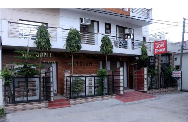Goroomgo Gopi Dham Ashram Haridwar